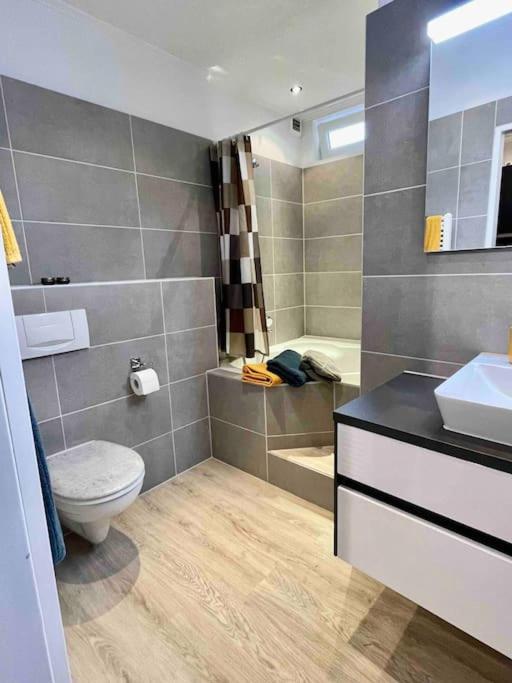 Studioappartement Mit Privatgarten In Ruhiger Wohnsiedlung Neumünster Exterior foto